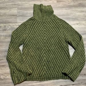 SO Green Sweater